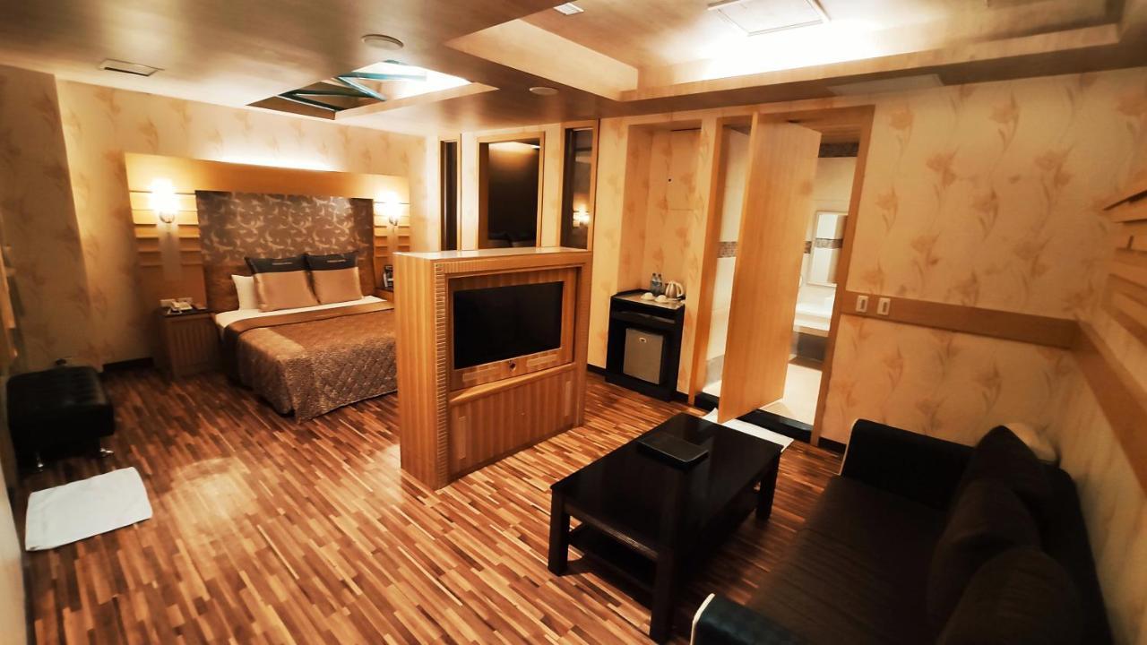 Giyoche Motel Ванли Экстерьер фото